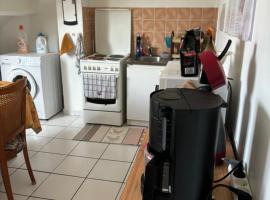 Mimimamy, hotel v destinaci Drancy