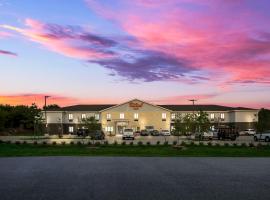 Red Roof Inn Lancaster, TX، فندق في لانكاستر