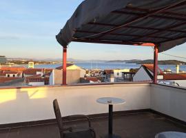 Lighthouse, hotel in Vodice