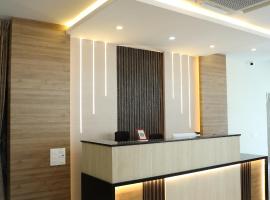 VR PARADISE Inn, hotel v destinaci Kelambākkam
