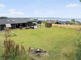 Stunning Home In Sjølund With Sauna, hotel in Sjølund