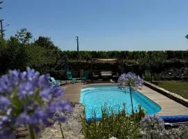 Les Agapanthes - Adult only