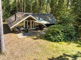 3 Bedroom Amazing Home In Store Fuglede