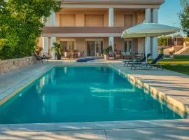 Blue Sky Villa in Crete