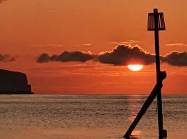 Tranquility at Sandown Bay, Hotel in Sandown