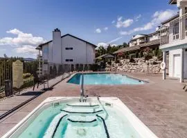Park Pointe: Splendor on the Sun Deck (C202)