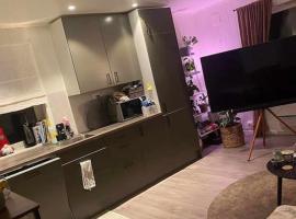 Sentralt leilighet i Harstad, hotel in Harstad