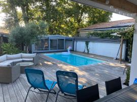 Cosy Villa Arcachon Bay, hotel in Audenge