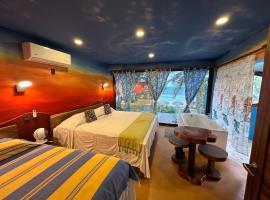 Beachfront Paradise Boutique Hotel - Alebrijes Jacuzzi Suits, Hotel in Playa Agua Blanca