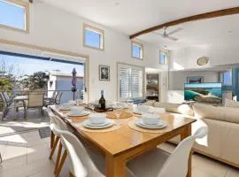 White Sands Deck House by Experience Jervis Bay