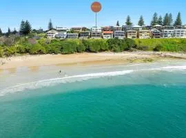 Convent Cove 3 - Views over Convent - Holiday Yamba