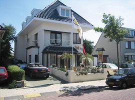Hotel / Pension Villa Tanahlot, hotel di Zandvoort