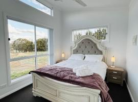 Red Hill Cabin #1 Walcha, cabin in Walcha