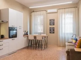 R Gardenia House