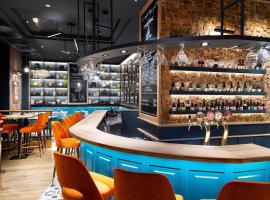 Three Corners Avenue Hotel, acomoda&ccedil;&atilde;o em Budapeste