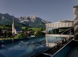 die HOCHKÖNIGIN - Mountain Resort, hotel v destinácii Maria Alm am Steinernen Meer