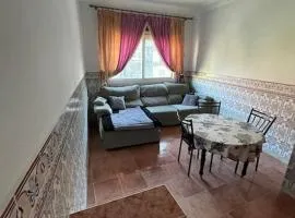 Cozy Apartment 4