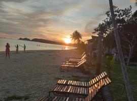 Ban Tai Bay Bungalows, villa in Koh Phangan