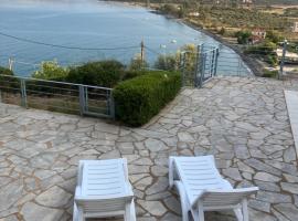Ageranos seaview house, hotel v destinaci Kamáres