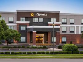 La Quinta by Wyndham Springfield Airport Plaza, hotel v destinaci Springfield