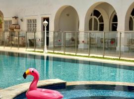 Menzel Yahia, hotell sihtkohas Houmt El Souk