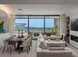 Marbella Quercus Penthouse - Rooftop Jacuzzi