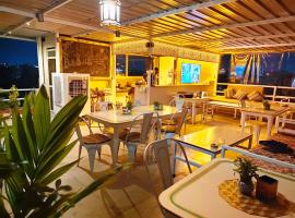 Rising Shemesh Home Stay