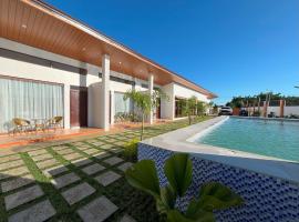 Villa Mercedes Private Resort, hotel v destinaci Candon