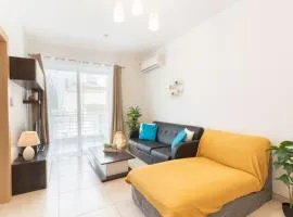 2 Bedroom in Central St Julians Prime Location in Paceville APT 3 by Vaganza