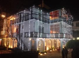 Suriya Guest, hotel v destinaci Nuwara Eliya