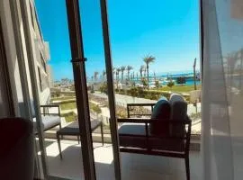 Amazing one bedroom address beach hotel full sea view
