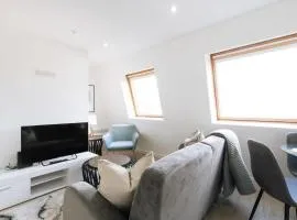 Budget 1 Bed Top Floor Apartment in Ipswich