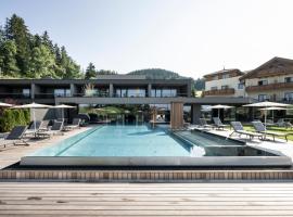 Hotel Viertler, hotel en Avelengo