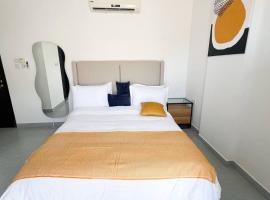 Near AlQurum Beach, Free Parking, hotel v destinaci Muscat