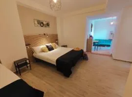 Tao House Golden