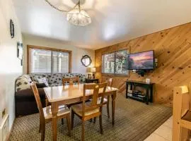 Spacious 1br Condo w/Partial Lake View #117 at Donner Lake Village