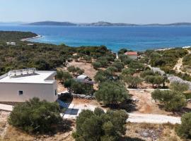 Kuća za odmor Zuborovica, casa de campo em Mrljane