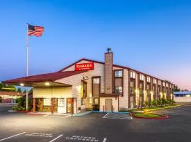 Ramada by Wyndham Medford Airport North