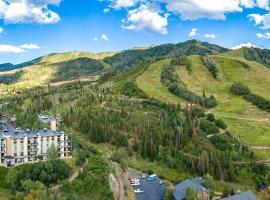 Storm Meadows Club A-219, Corner Unit, Amazing Panoramic Views, Ski In Ski Out, Club Amenities, khách sạn ở Steamboat Springs