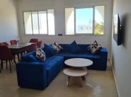 Appartement confortable avec vue sur la baie de Tanger et detroit de Gibraltar,situé en face de Mnar de Tanger ,Nouinouich, Residence avec piscine collective