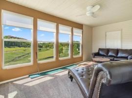 Lounging on the Links Thousand Hills, hotel en Branson