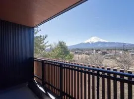 12 E-Sports Resort Club 2