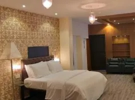 Creek Hotel - Panaji