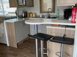 3 bedroom 2 bathroom prestige caravan PRESTHAVEN SANDS