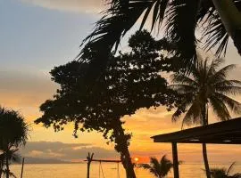 Sunset Beach Villas