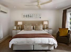 Visaara Luxury Homes, hotel v destinaci Kammasandra