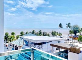 The Sunset Bangsaen Hotel, hotel in Ban Rong Khoei