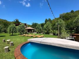Country Chalet, cabin in Praid