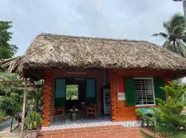 Ty Phu Miet Vuon Homestay - Entire Bungalow
