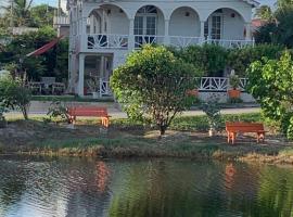 Sea Shells Villa, hotel en Christ Church